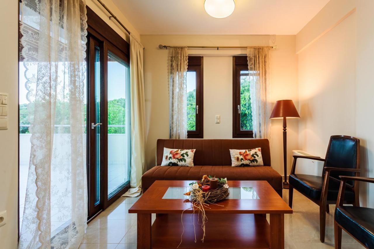 Seaside Getaway - Aelia Villa'S Dreamy Paradise Petalídhion Esterno foto